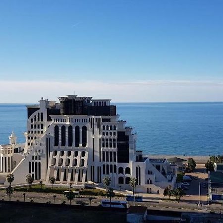 Комплекс Sea Apartments Батуми Экстерьер фото